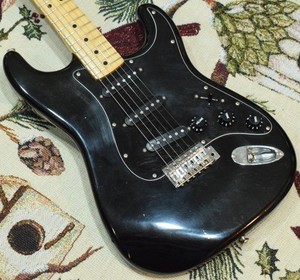 Fernandes THE Revival ESP系ボディ？PPJ Fernandes THE Revival ESP系ボディ？PPJ Fernandes THE Revival ESP系