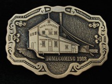 QL21135 NOS VINTAGE 1988  NEW LONDON MILLS HOMECOMING  EVENT BELT BUCKLE