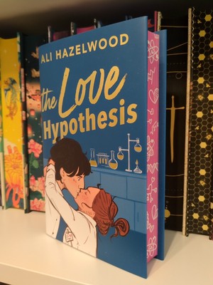The Love Hypothesis by Ali Hazelwood   SPRAYED EDGES, SPECIAL EDITION HARDCOVER