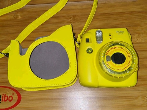 Fujifilm Instax Mini 9 Instant Camera w/ Clear Ring, Yellow  - Picture 1 of 11
