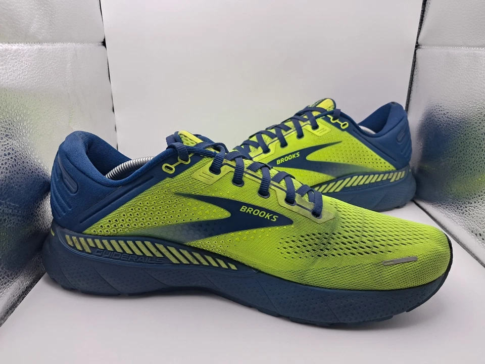 Talla 12.5D M | 14D W - Brooks Adrenaline GTS 22 Nightlife Titan - 1103661D735 Foto 2 de 4