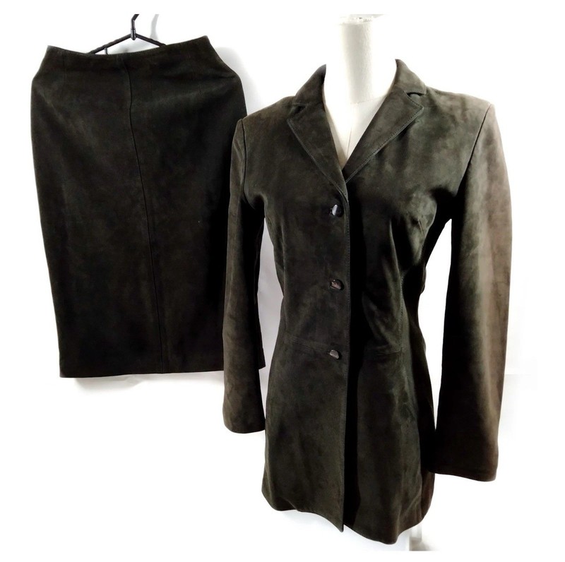 💫 LUXURIOUS SALVATORE FERRAGAMO WOMEN’S  AUTHENTIC SUEDE SUIT IT40 US 4
