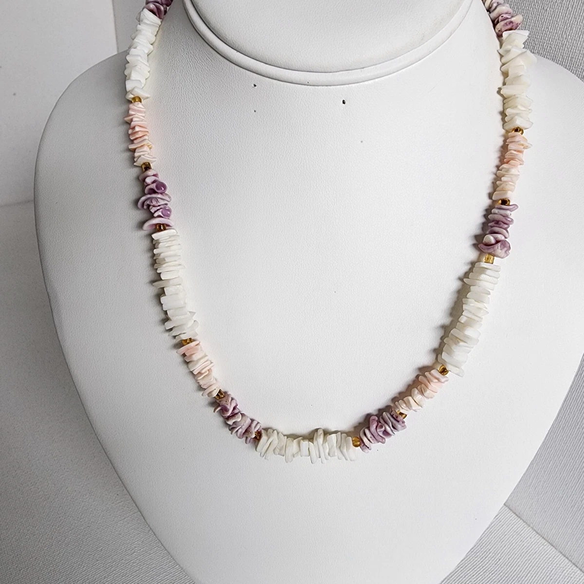 Chip bead necklace deals