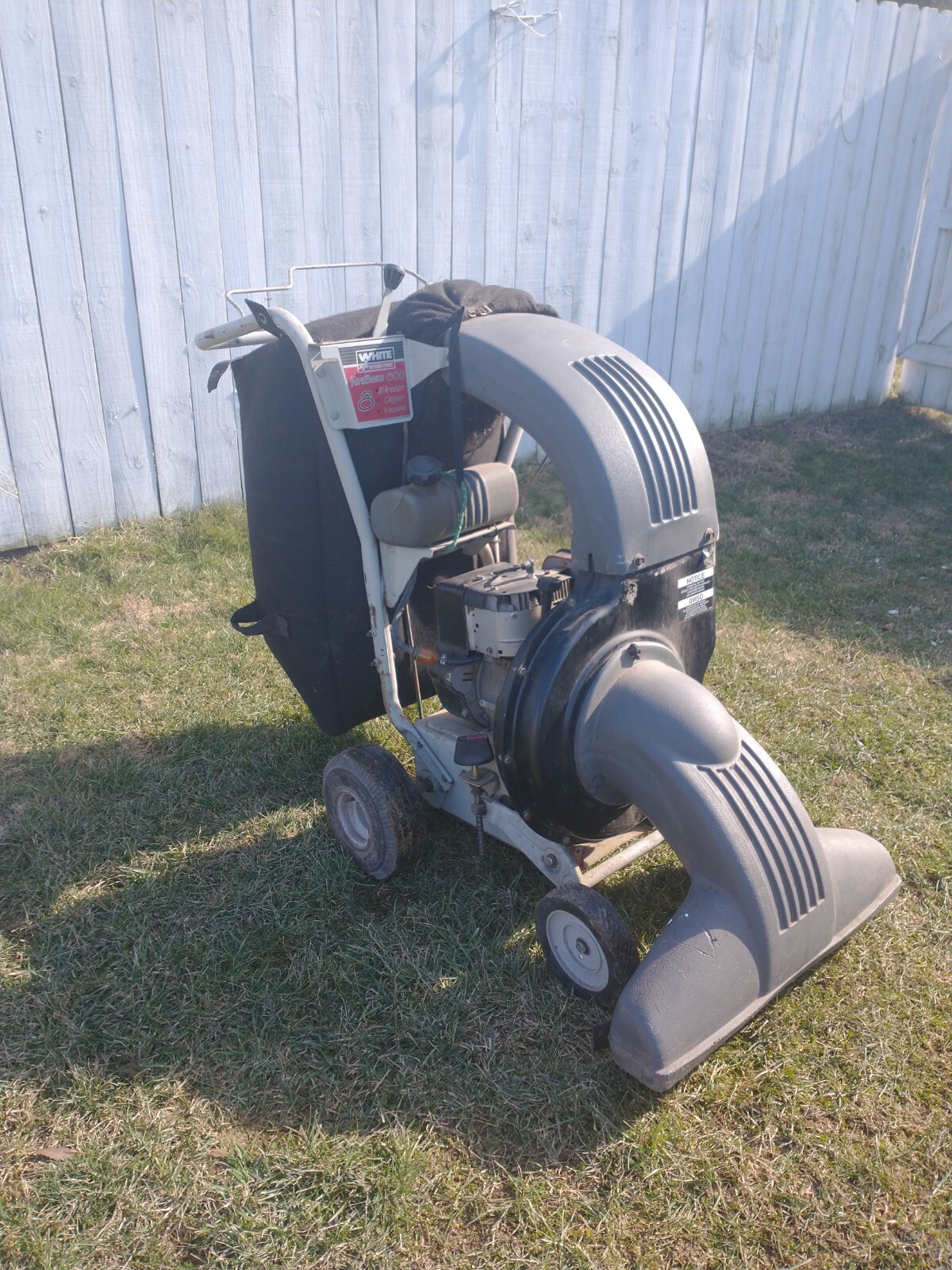 Yard Boss White 800 Extra Life Industrial Commercial Leaf Vacuum 8HP