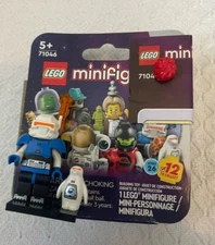 LEGO Series 26 Ice Planet Explorer Minifigure (71046) Retired Collectible