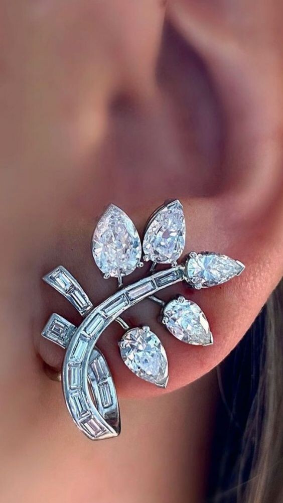 ☆ENGBROX☆ silver925 y cubic earring EBEA23049SV Sterling Silver Looped Circle with Center Large CZ Earrings