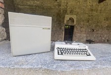Maritsa 30 vintage portable typewrite with case, Macedonian Cyrillic typewriter thumbnail