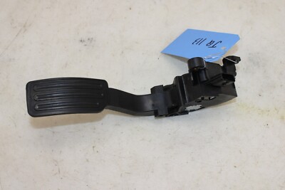 2011-2017 Nissan Juke Accelerator Pedal 180021KM0A OEM JQ113