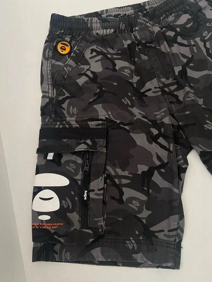 Bermuda utilitária A Bathing Ape camuflada carga verde militar masculina tamanho médio - Imagem 4 de 4