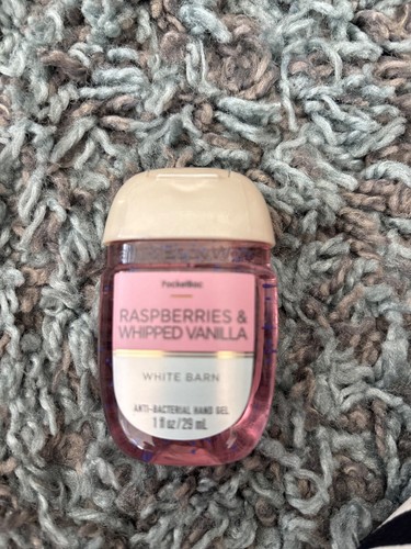 Bath & Body Works Antibacterial hand gel pocketbac - Picture 23 of 44