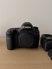 Canon EOS 5D Mark IV 30.4MP Digital SLR Camera Body w/ Charger, 2 Batteries
