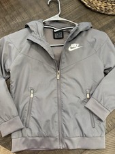 Nike Boys Gray Hooded Windbreaker Jacket Full Zip Size 6-7 Mesh Lined Coat