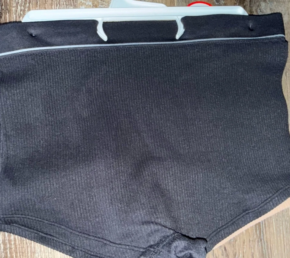 Hanes ~ Ropa interior corta para mujer y niño Bragas 3 pares mezcla de nailon acanalada ~ L Foto 4 de 4