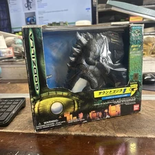 1998 Godzilla Fang Bite 8” Trendmasters Bandai Japanese Box Toho Sticker Rare