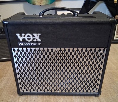 Vox Valvetronix AD30VT Combo Modeling Guitar Amplifier 30W Electric