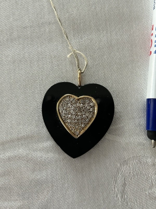 Pendant Heart Black Onyx/Diamond 14K