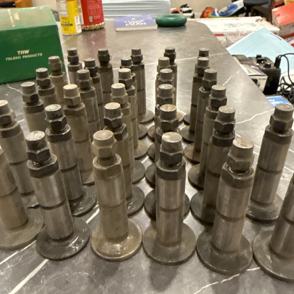 TRW VL20 Válvula Levantadora 1937 Chrysler Airflow, 1935 Airflow Series C-1 Lote De 6 - Imagem 3 de 4