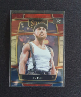 Panini WWE Select 2022 - Butch ''Pete Dunne'' (Base Concourse) / Red & Blue