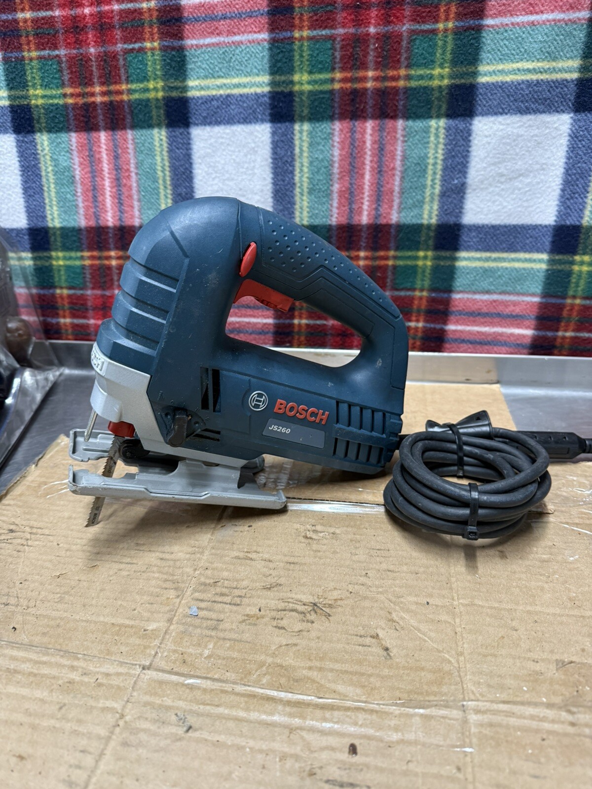 Bosch JS260 Top Handle 6.0 Amp Electric Corded Jig Saw T-Shank Jigsaw