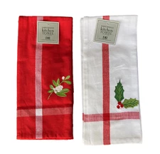 Winter Towel Set, Red & White with Stripe Embroidered Hand Towels