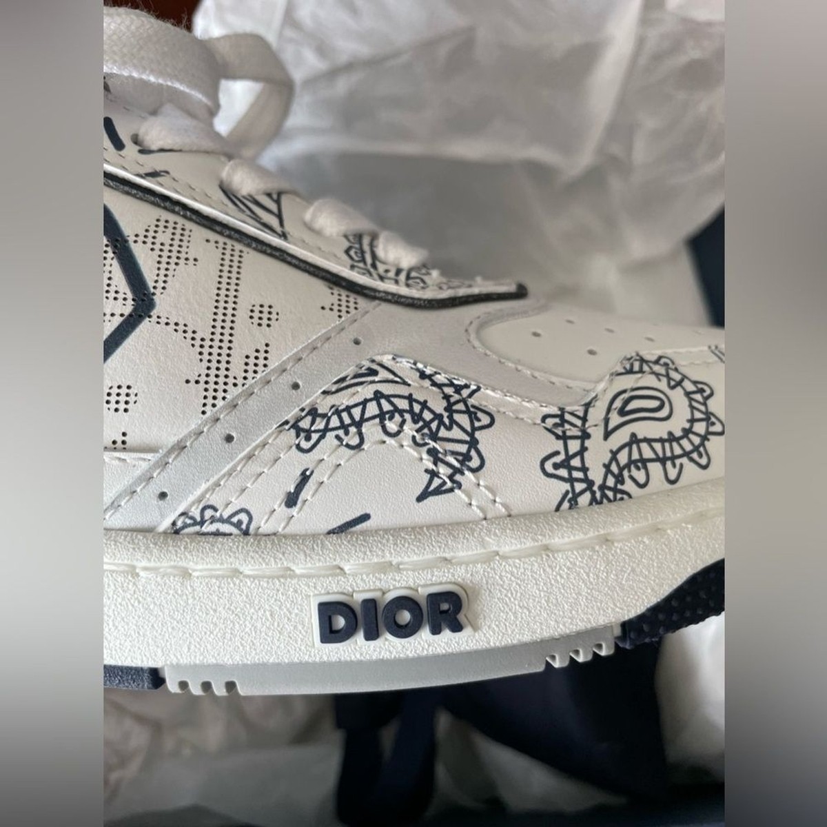 Christian Dior B27 White Navy Galaxy Paisley Calf leather Christian Dior B27 White Navy Galaxy Paisley Calf leather