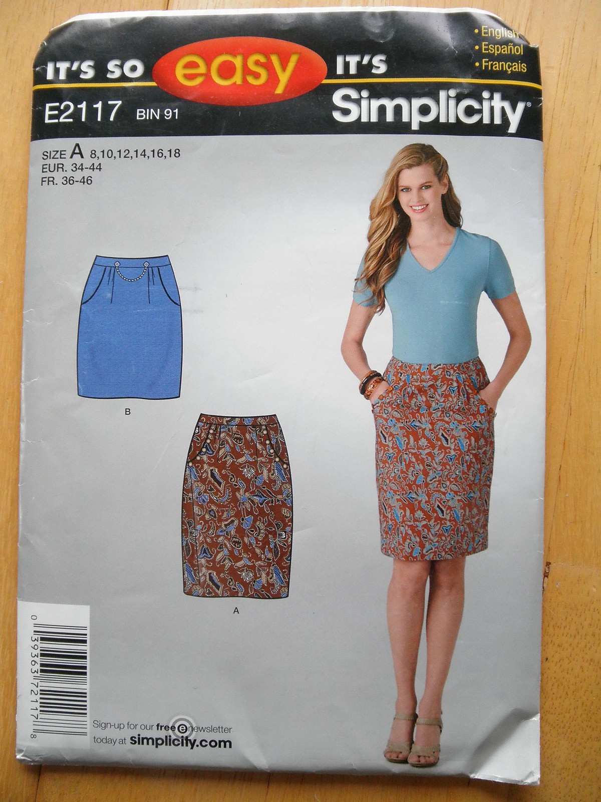 Simplicity Pattern Ladies 1 HOUR Pencil Skirt 2 Lengths Easy Beginner