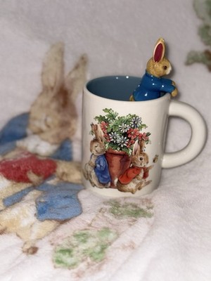 Beatrix Potter Peter Rabbit 3D 16oz Mug Wrap Around Strawberries Rabbits New