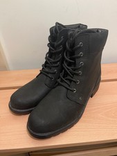 Title: Clarks Orinoco Spice Black Leather Ankle Boots UK 7.5 / EU 41.5 Wide Fit