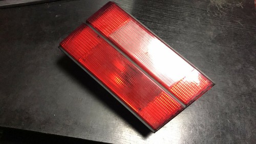 RÜCKLEUCHTE RECHTS / RÜCKLICHT HECKKLAPPE RECHTS BMW e34 Touring - 8351562