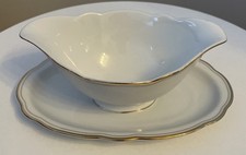 Schirnding  Bavaria  Sauciere mit Goldrand