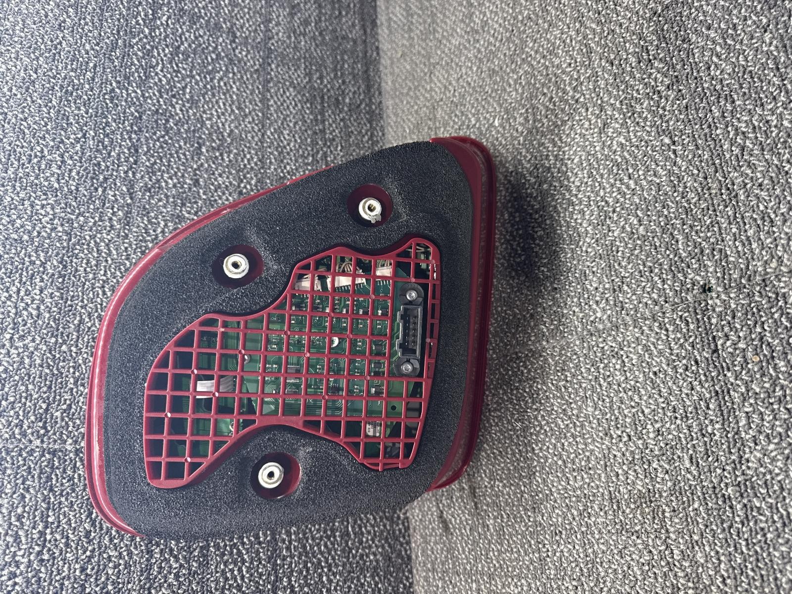 Used Tail Light Assembly fits: 2006 Bentley CONTINENTAL GT Grade A