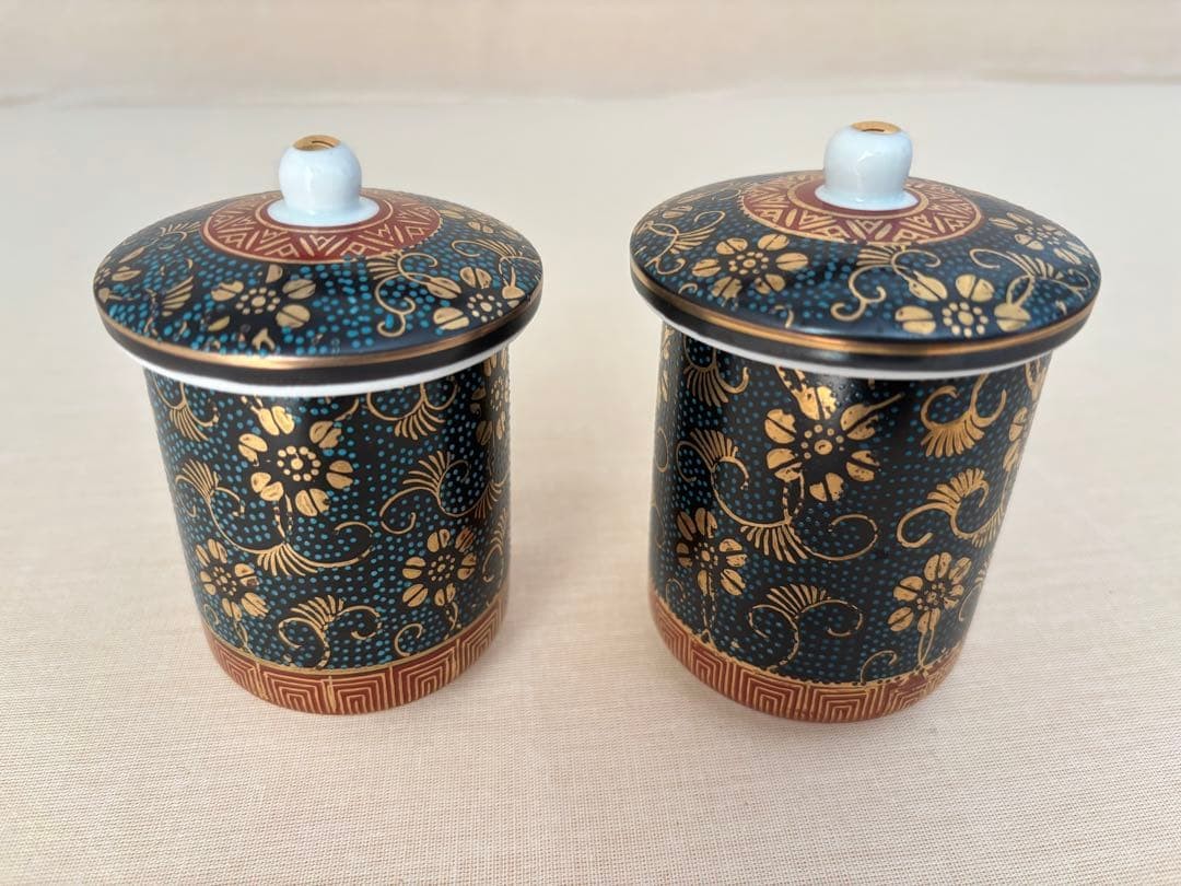Kutani ware teacup set with lid couple pair Japan used