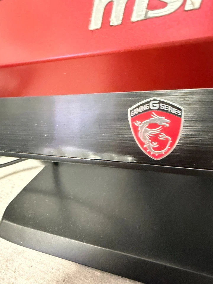 MSI Gaming 24GE 2QE Todo en Uno - i7-4720HQ, 8 GB, 128 SSD + 1 TB HDD - W11 Home - Imagen 3 de 4