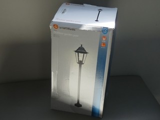Smartwares Außenleuchte/Laterne Aluminium/Glas – Klassischer Stil Gartenlaterne