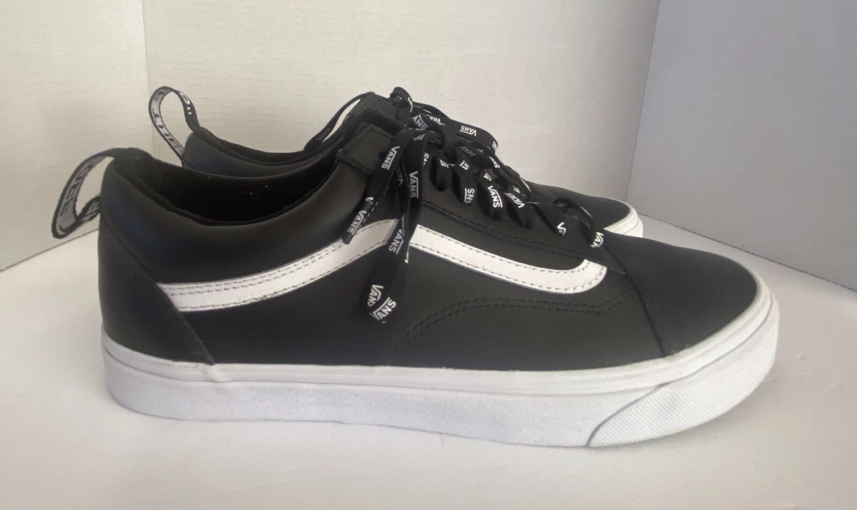 Size 13- Skool Leather￼ Low Tops |