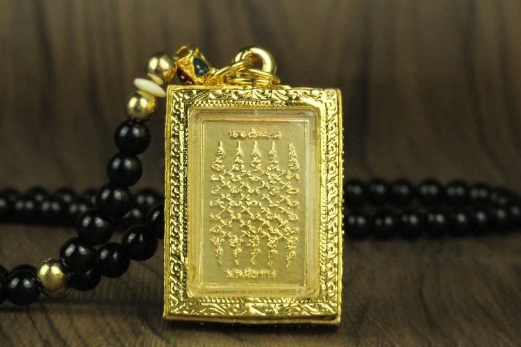 Escritura Buda Dios Tarjeta Colgante Amuleto Traer Fortuna BUENA SUERTE Collar Foto 4 de 4