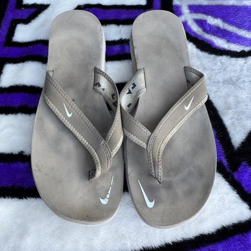 Size 8 - Nike Celso Girl Khaki Women's Thong Sandals 314870-202 - Picture 2 of 6