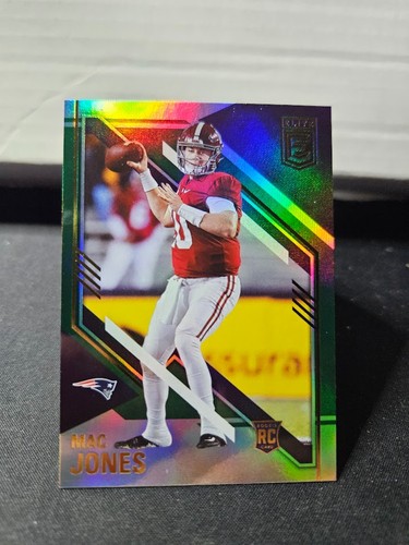 Mac Jones [Green] #104 2021 Panini Donruss Elite card