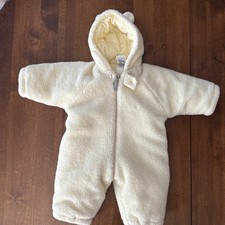 Winnie The Pooh Fleece From The Disney Store Size 6 Months