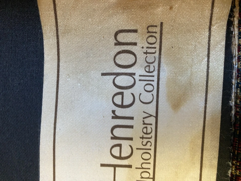 Henredon Love Seats Set Of 2 - Image 4 of 4