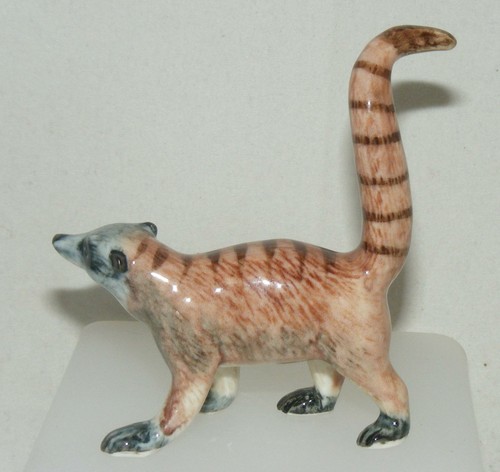 Klima Miniature Porcelain Animal Figure Meerkat Walking M193 - Picture 3 of 5