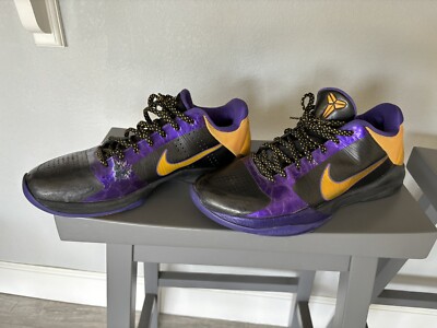 Kobe Size 10 Lakers