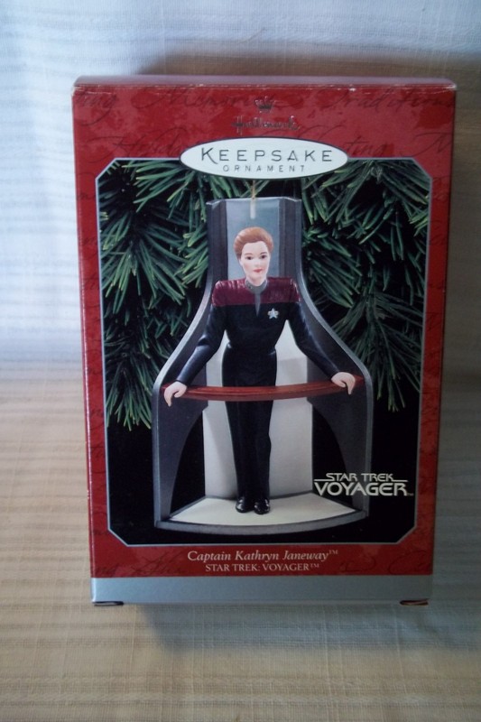 1998 Hallmark Keepsake  Star Trek Voyager Captain Kathryn Janeway Ornament