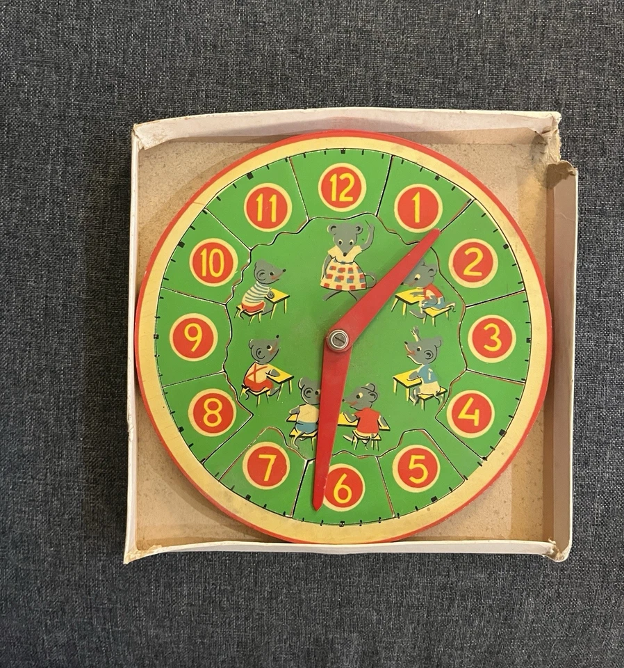 Rare 1950s Round Wooden Hansel & Gretel Puzzle & Clock Puzzle by Simplex in Box - Image 4 of 4