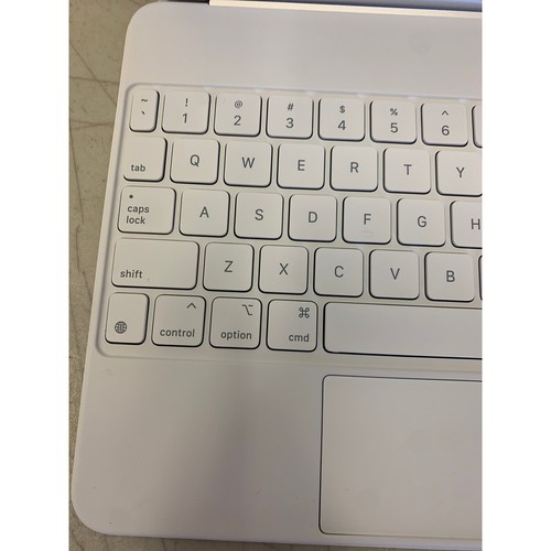 Apple Magic Keyboard for iPad Air 11-inch (M2) White Foldable - Photo 3/8