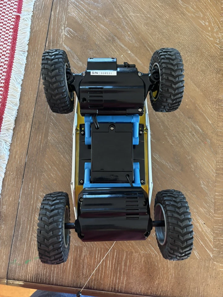 vintage Nylint 1:6 Large Scale 4 WD RC Scorpion MK1 Rock Crawler works great! - Image 3 of 4