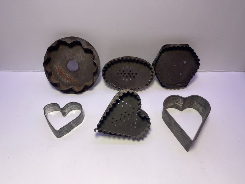 6 Antique Primitive Cookie Cutter Soldered Tin Folk Art Heart, Flower...
