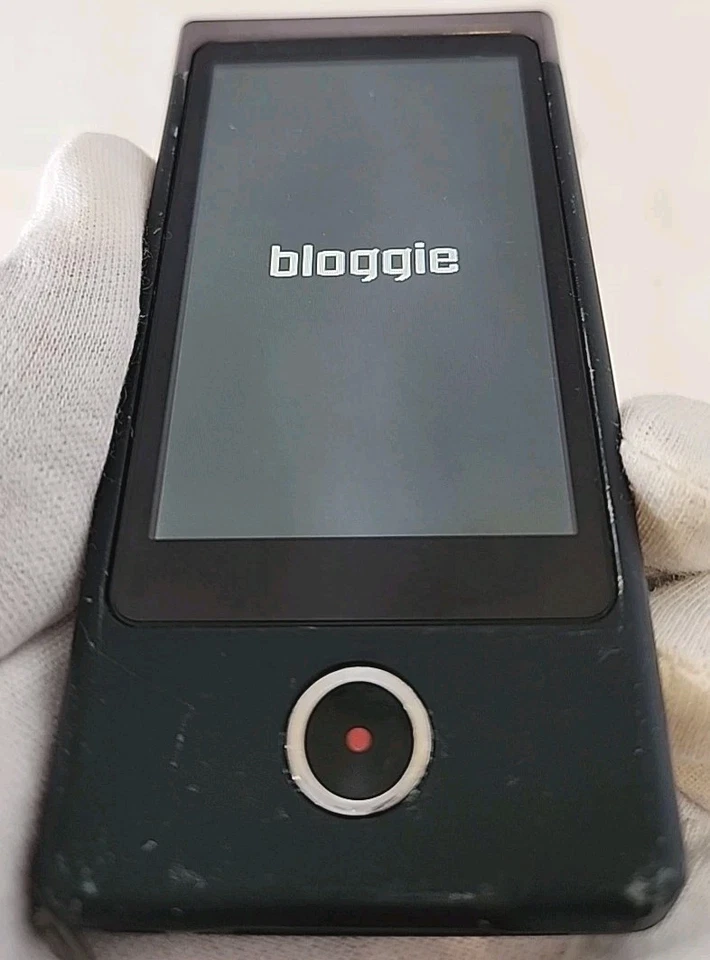 Sony Bloggie Digital Camera N50 MHS TS20 Black Touchscreen HD Snap Tested - Image 3 of 4