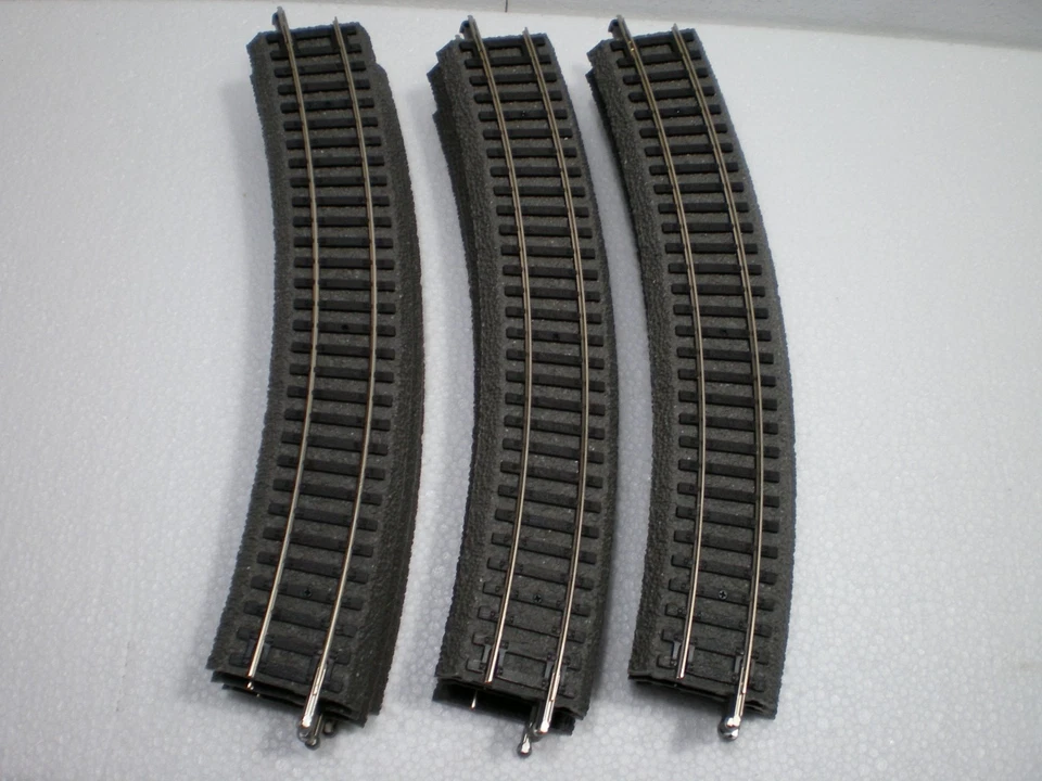 PIKO Ho 1.87 (796) Tracciato Ovale cm.158x88-Binari con massicciata Assemblata - Immagine 2 di 4