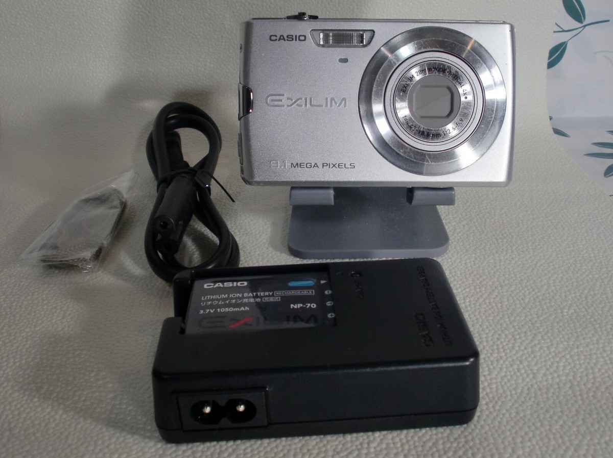 CASIO EXILIM EX-Z250 (良品） Casio Exilim EX-Z250 Digital Camera (Silver) EX-Z250S B&H Photo